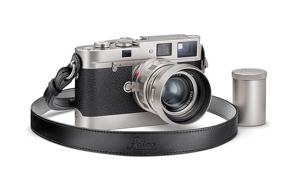 Leica_M_Edition_70_camera_with_accessories