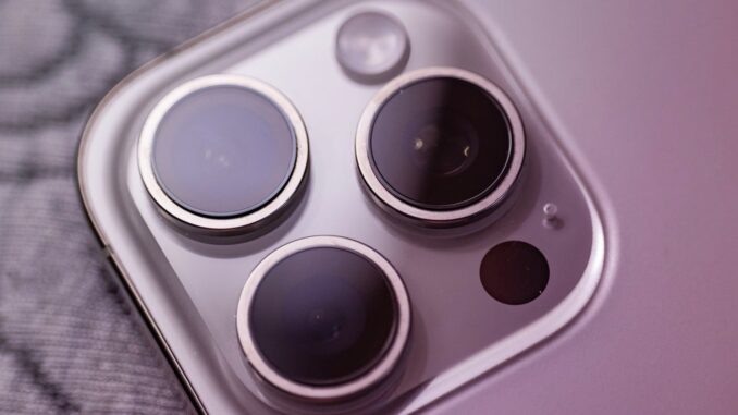 iPhone-16-Pros-Ultra-Wide-Lens-Explained-Understanding-the-Give-and-Take