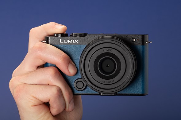 panasonic s9 in-hand
