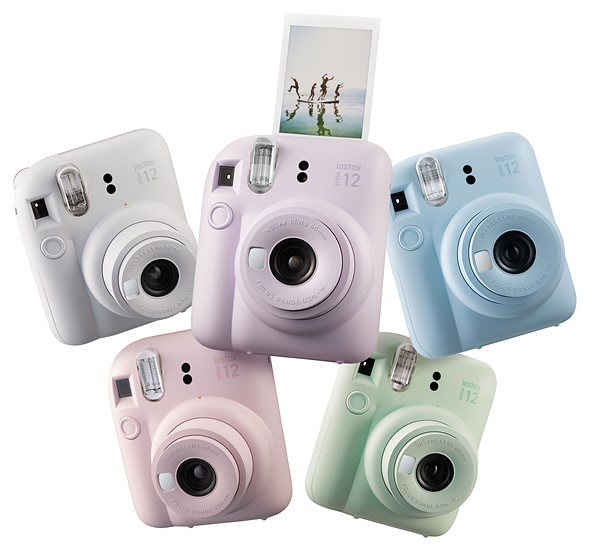 fujifilm-instax-mini-12-group