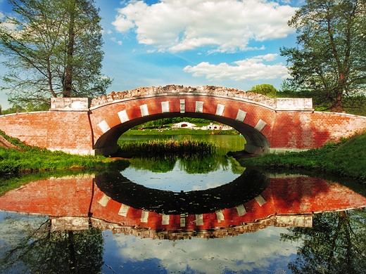 Old scary red brick bridge