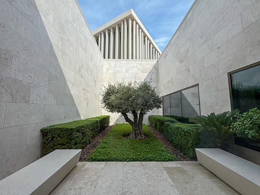 cbad475-febina-nabeel-where-nature-and-architecture-come-together-concrete-beauty-and-design