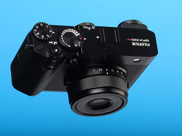 gfx-100-rf-blue-background