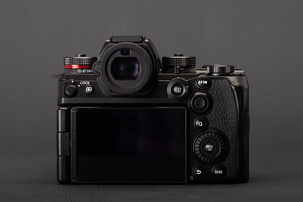 Panasonic Lumix DC-S1II rear panel