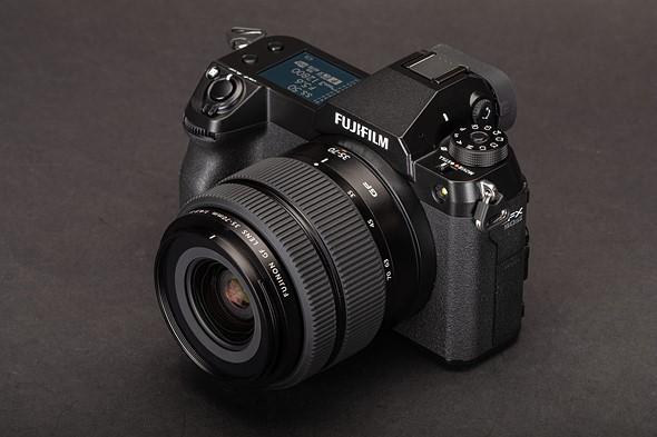 Photo of the Fujifilm GFX 50S II with a 35-70mm lens
