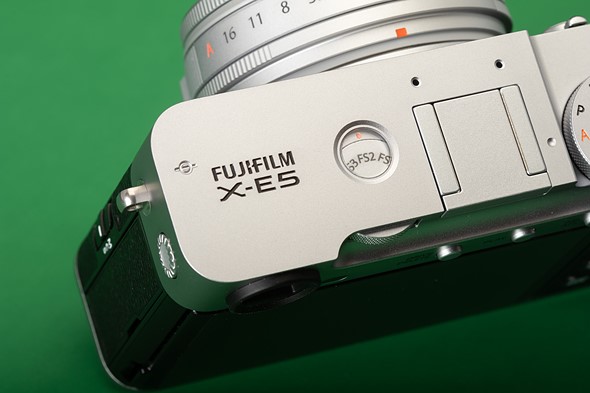 Fujifilm X-E5 film simularion dial