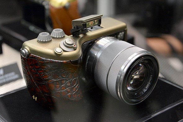 Hasselblad Lunar with alligator leather grip