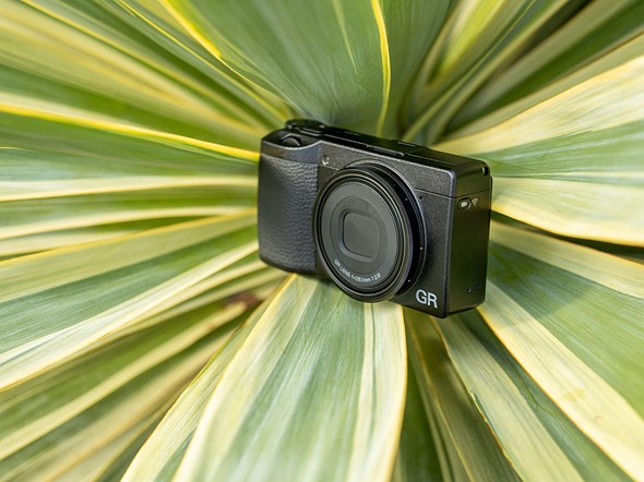 Ricoh GRIIIx