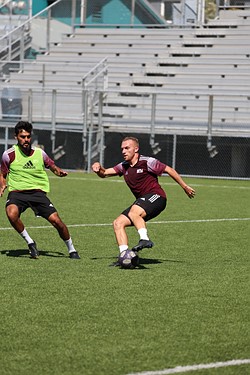 High shutter speed freezing motion