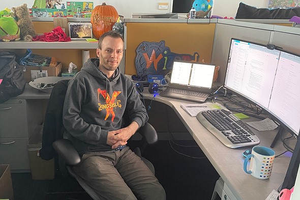 DPReview-Community-Manager-Mathew-Anderson-at-work