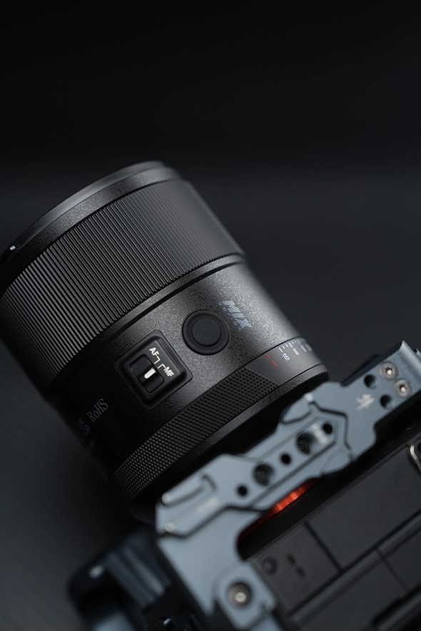 Meike 24mm f1p4 mix buttons