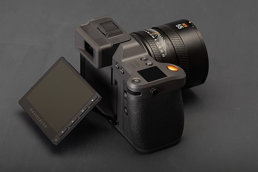 hasselblad x2d ii three quarters
