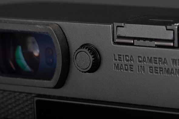 Leica M-EV1 diopter adjustment