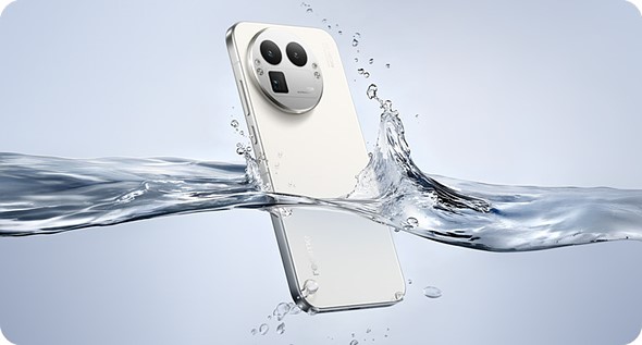 a white realme phone is dropped in water with a light blue background