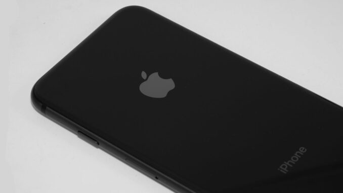 noncam-iphone-8-angle-1