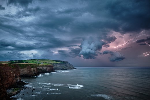 dj-stu-c-staithes-storm