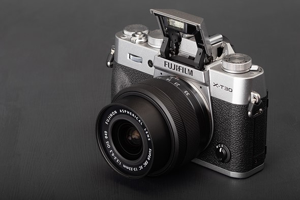 fujifilm-x-t30-iii-flash-with-kit-lens