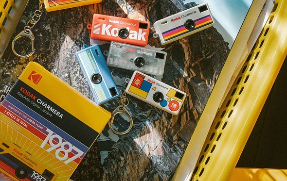 kodak-charmera-keychain-digital-camera-lifestyle