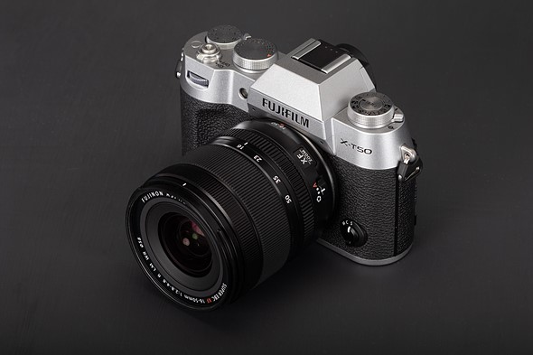 Fujifilm-x-t50-with-kit-lens