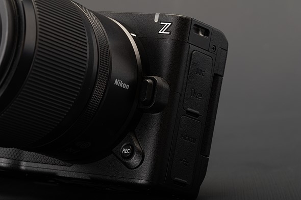 nikon zr record button