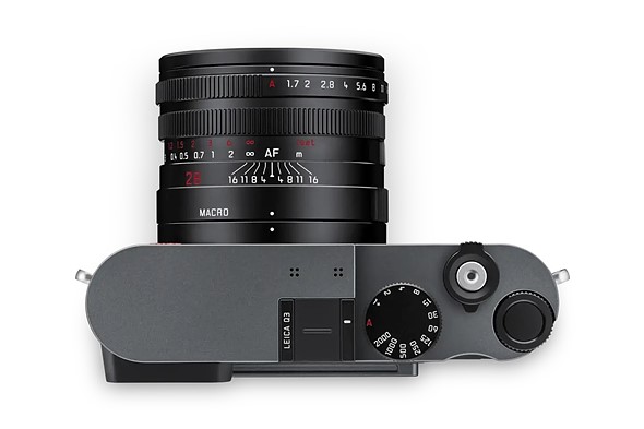 19210 Leica Q3 metal gray top
