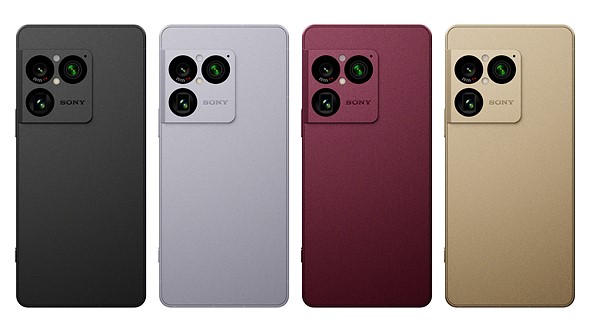 four colors of Xperia-1-VIII phones are on a white background