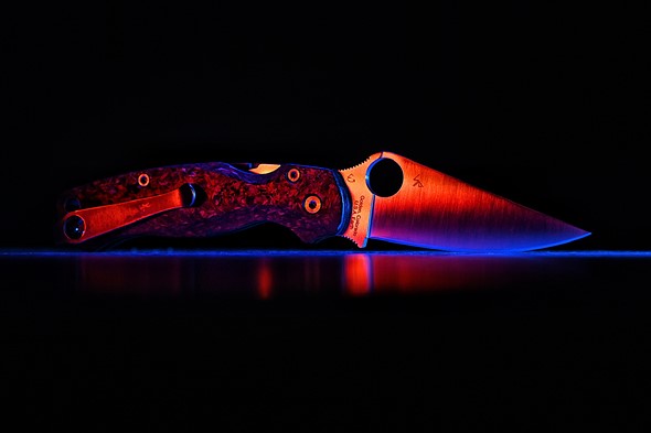 IMG 2202 - Alberto Tanikawa - low lit knife on table