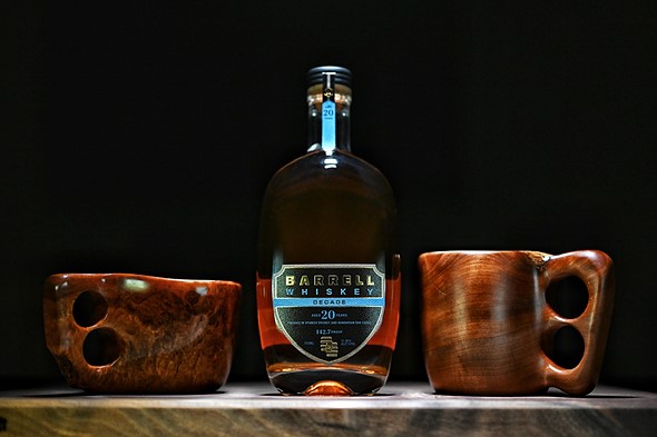 IMG 8760 - Alberto Tanikawa - burbon display