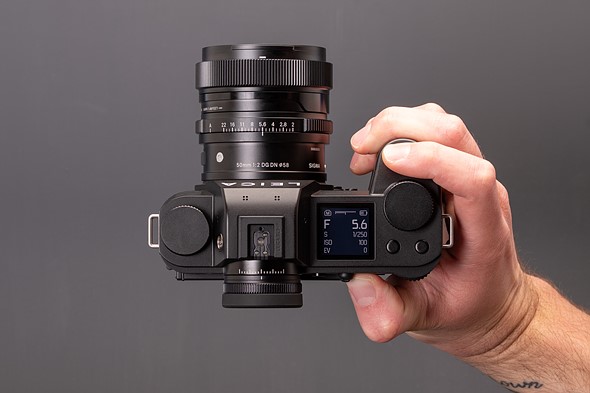 leica sl3 p in hand top plate